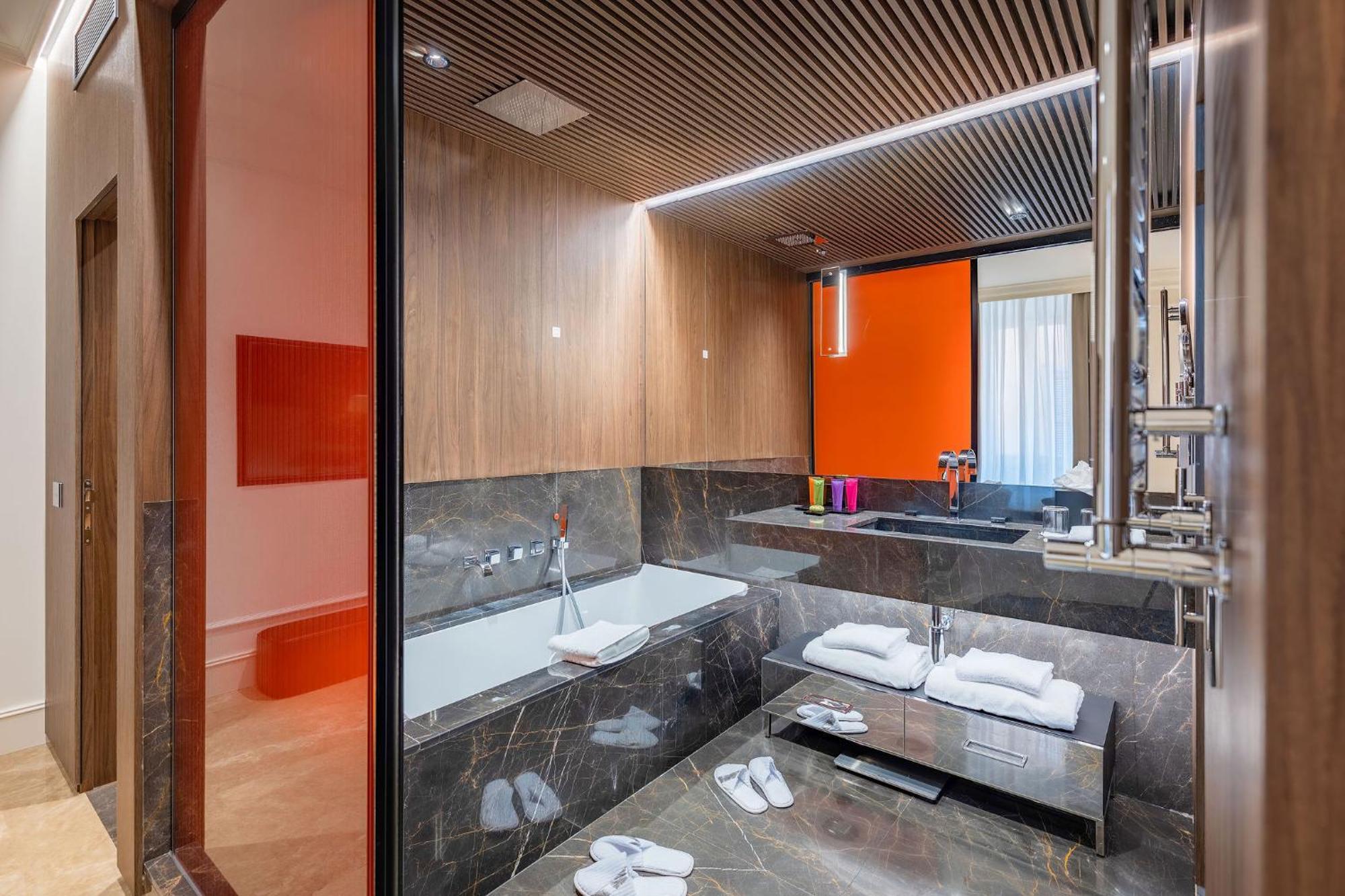 The First Dolce - Preferred Hotels & Resorts — الصور 3